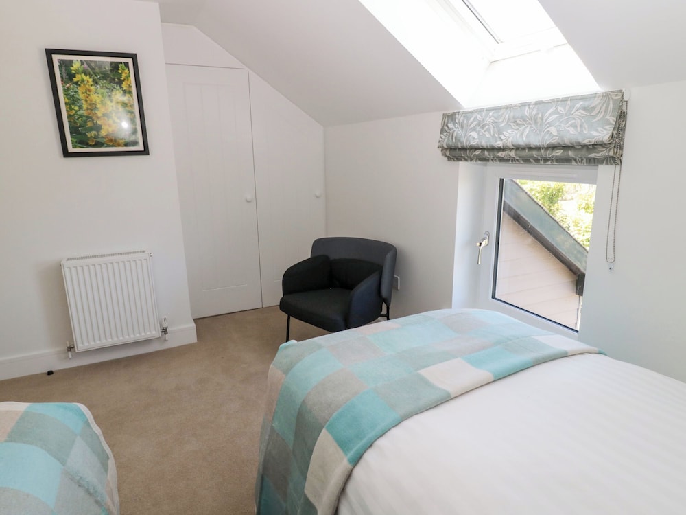 Rose Lodge