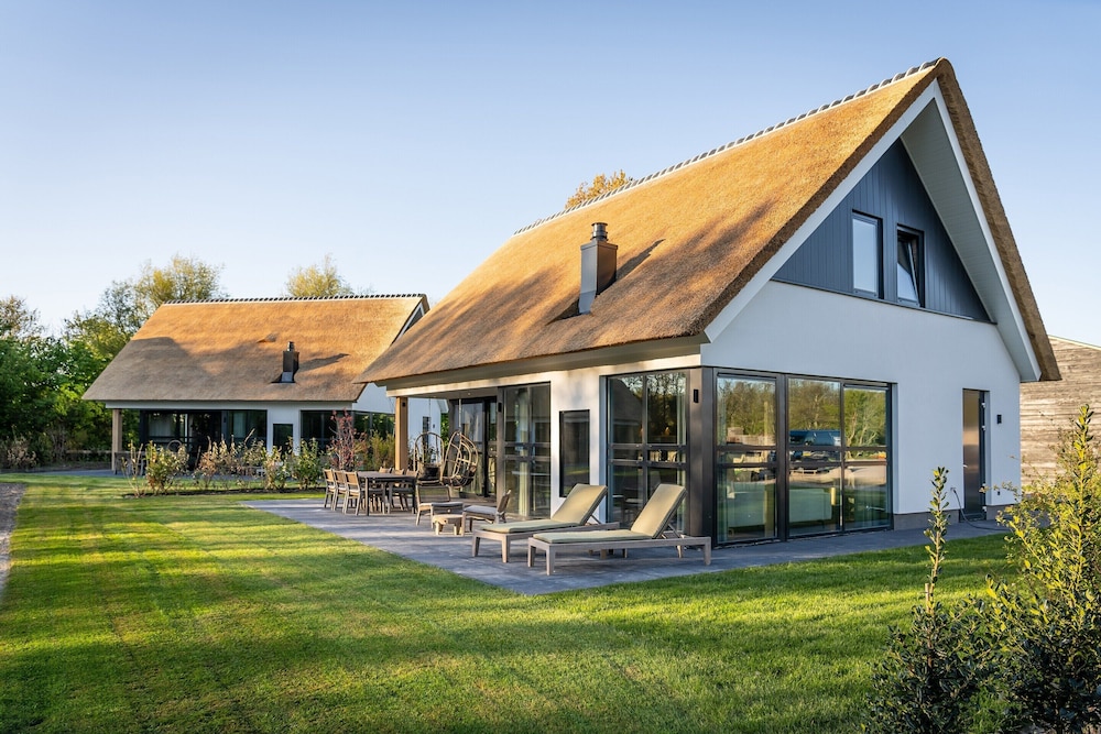 Luxury Villa With Sauna Near the Beach view 3