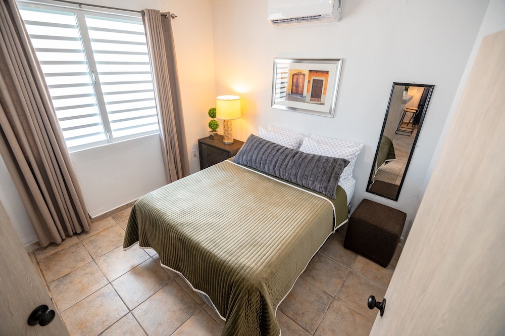 2 Santurce 1 Bedroom 1 Bathroom Apt view 5