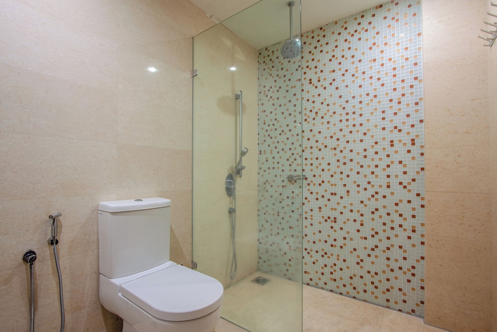 NaiBnB @ Regalia Residence