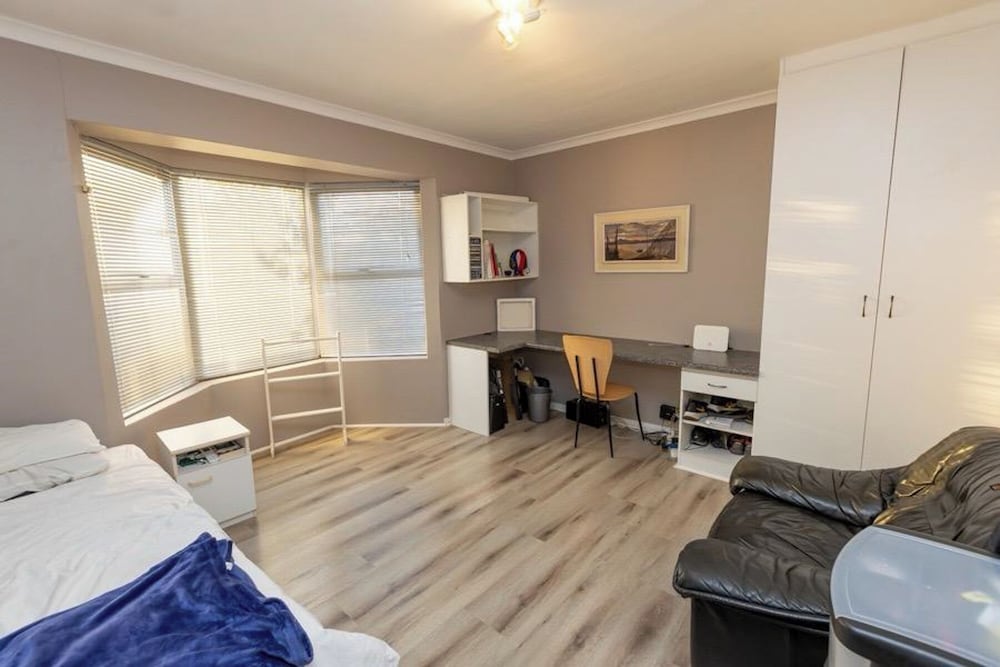 3 Bedroom Part House in the Scenic Durbanville Wine Lands Area, Holiday Facility