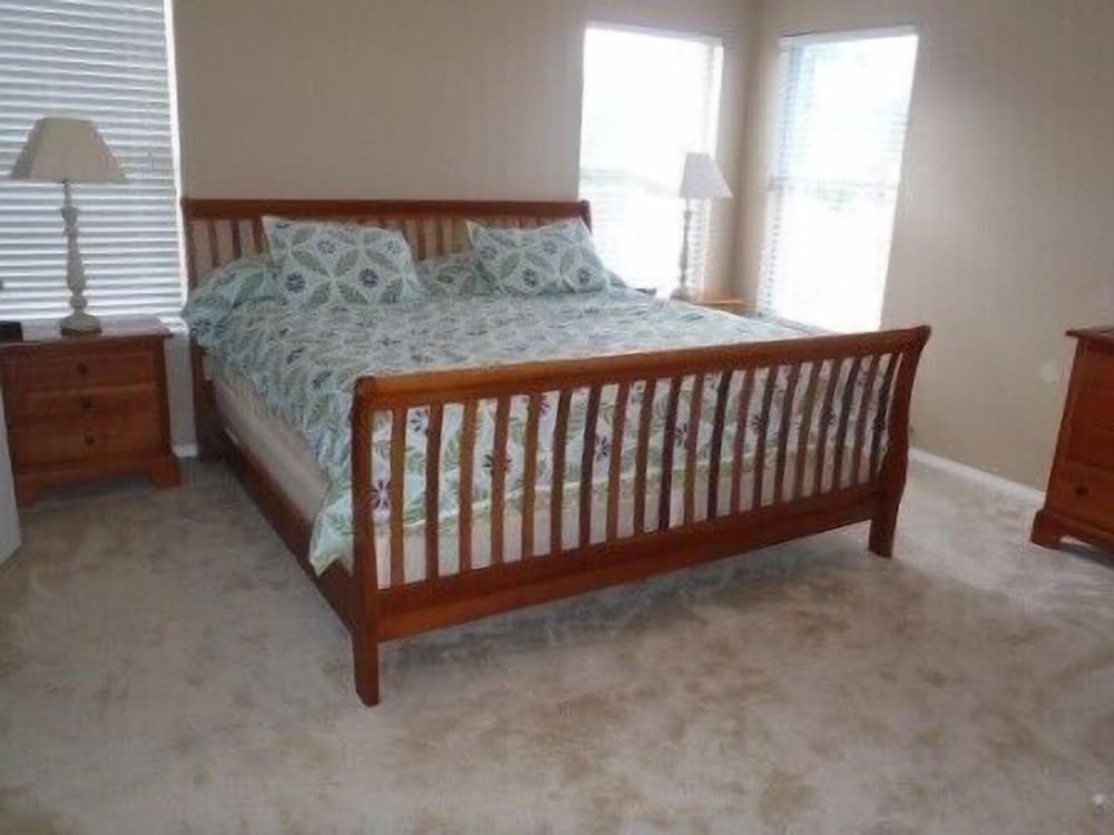 R1 Esprit 4 bed / 3 Bath view 5