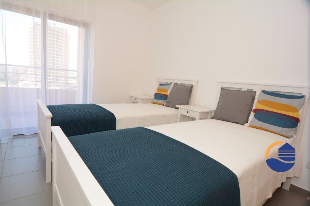 16 in Portim o With 2 Bedrooms and 2 Bathrooms
