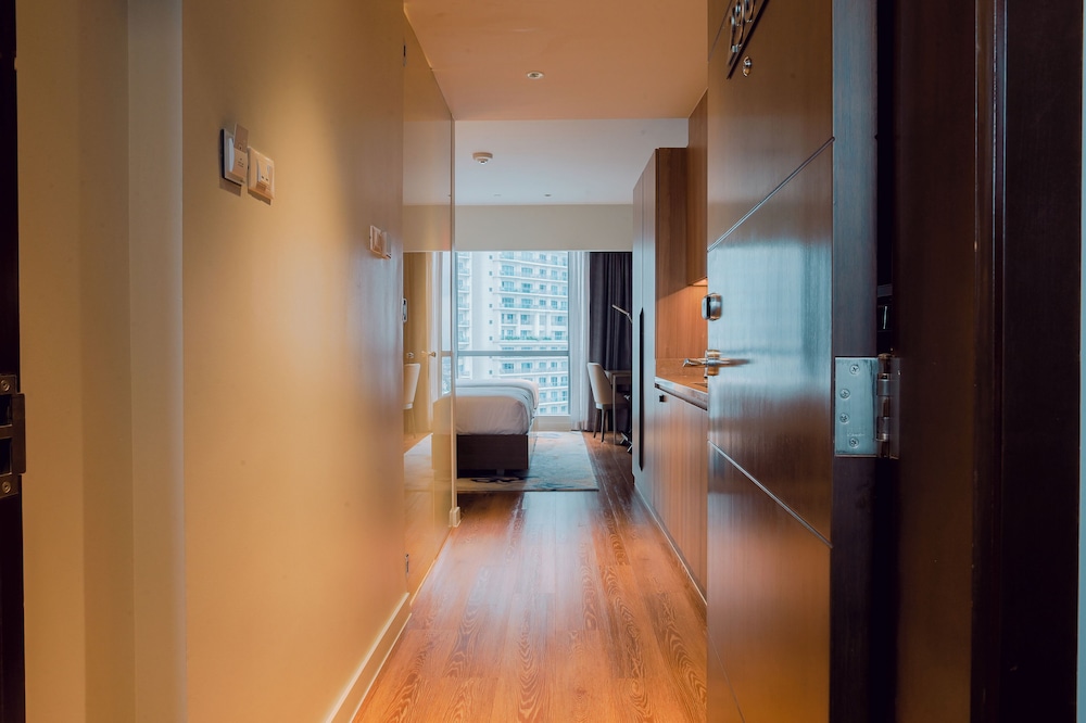 Hotel Residences at Acqua