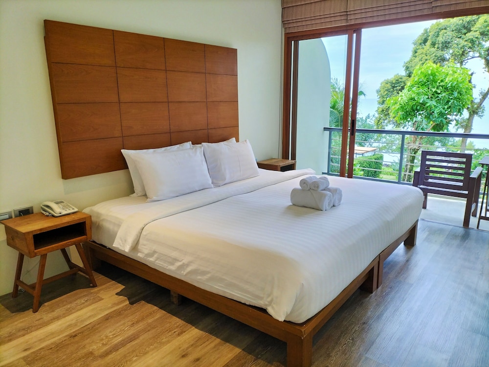 Nest Sense Resort