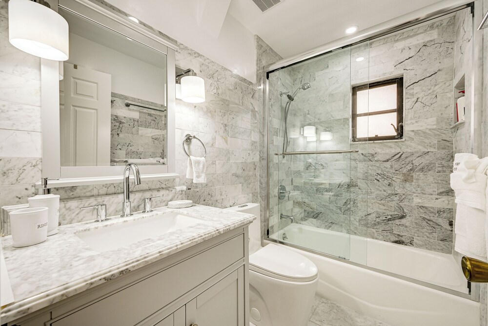 4 Mi to Ocean: Bonita Springs Oasis w/ Heated Pool