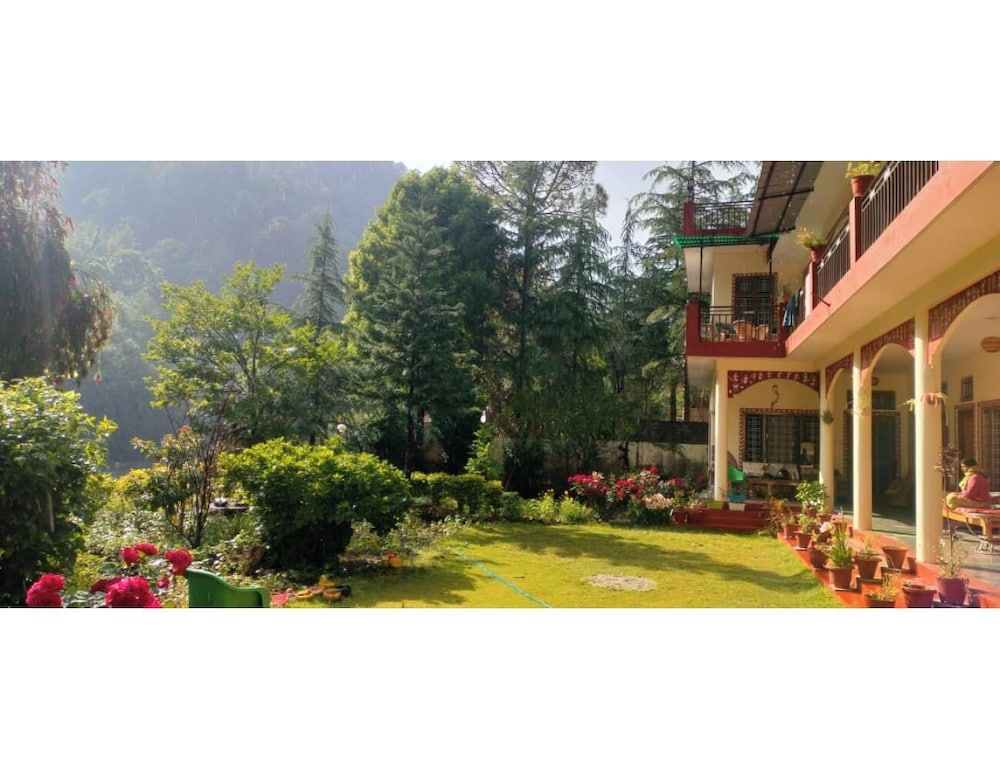 Anand-Ganga Yoga Guesthouse