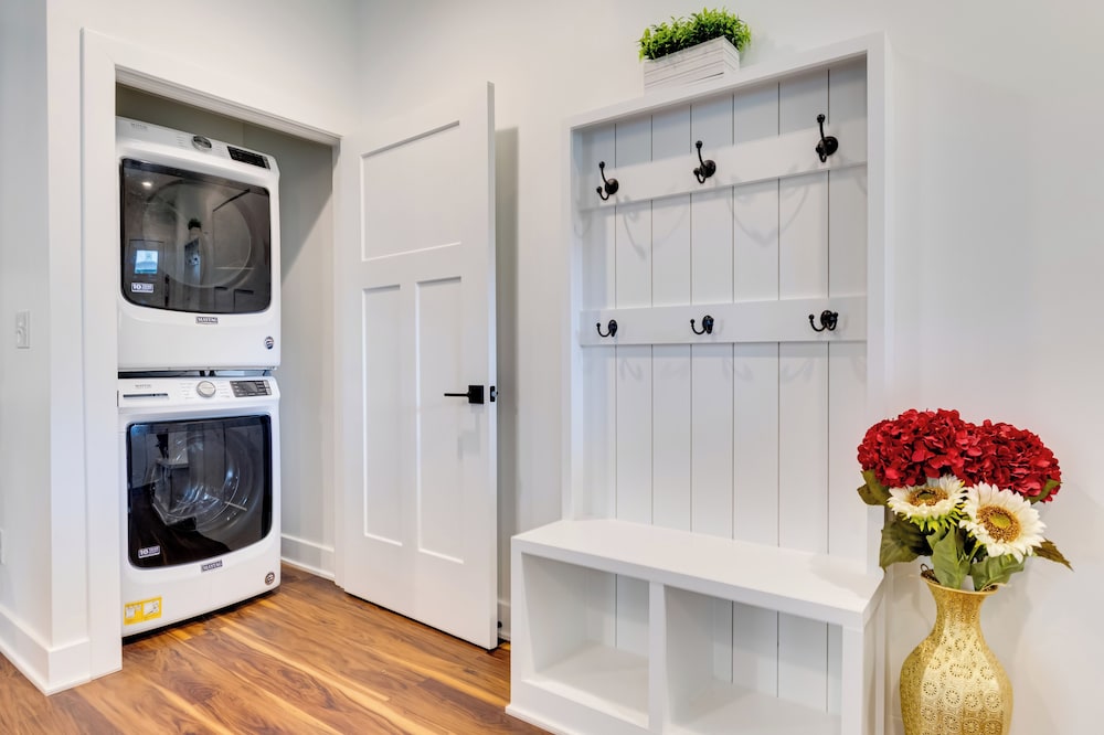 Central Indy Retreat In Walkable Location!