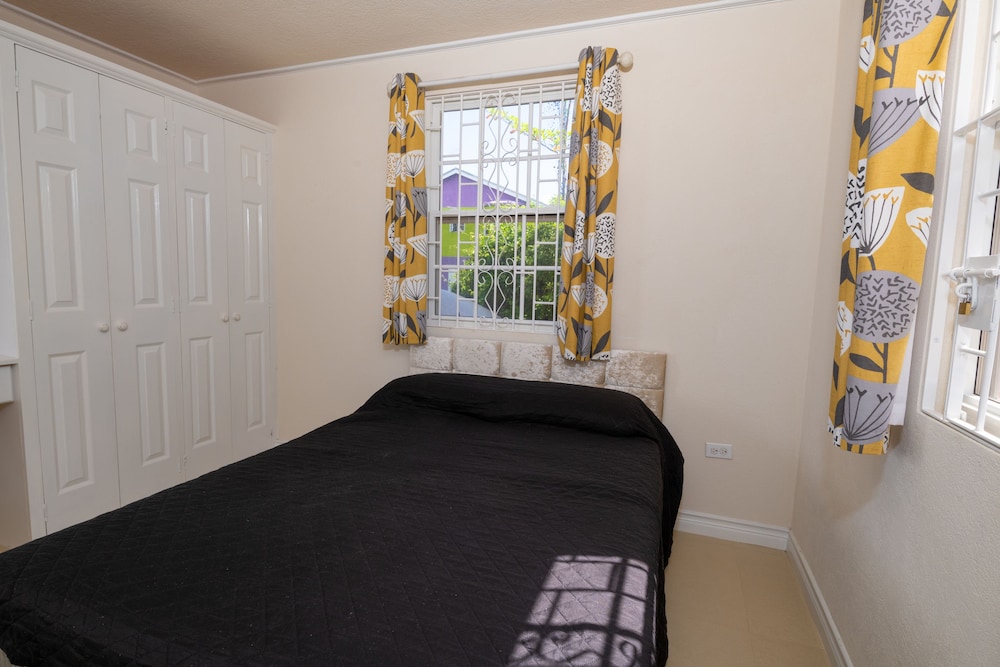 THE Cottage, Saint Davids, Christ Church, Barbados view 4