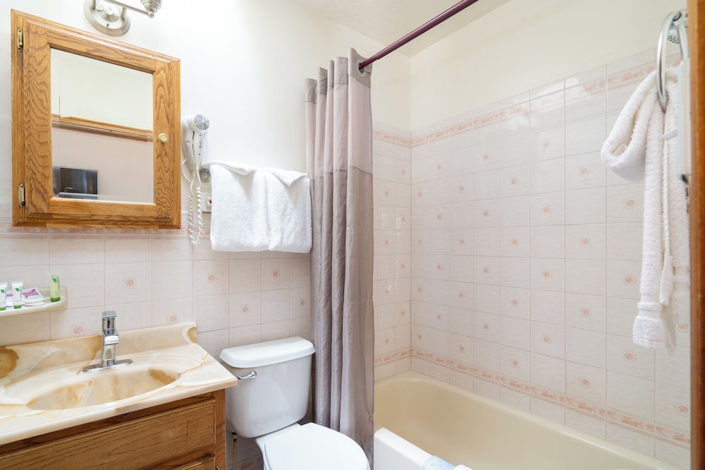 Santa Fe Vacations - King's Rest Court Inn - Property Image 69