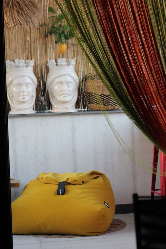 Roby's boutique rooms