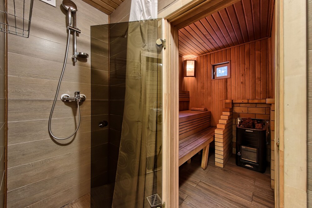 LADOGA OZERO hotel