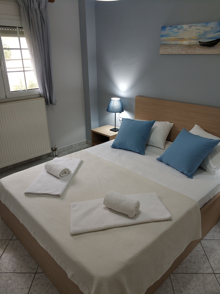 Lefkada Blue en Lefkada — bedroom