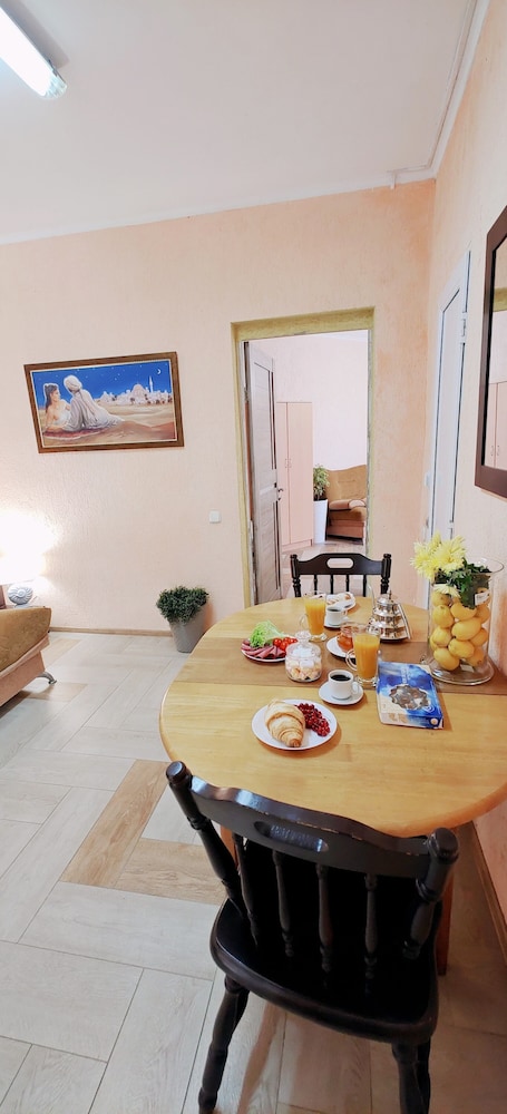 Hotel Karavan