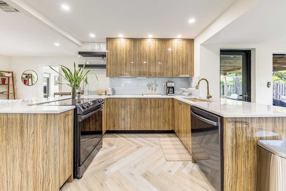 3 Mi to Beach: Renovated Haven in Fort Lauderdale!
