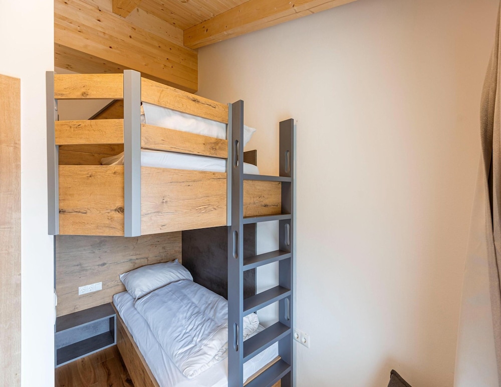 Lively Apartment Near the ski Area