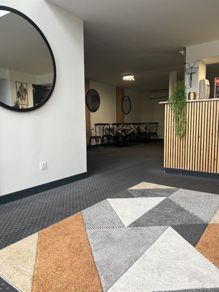 Hotel de la Paix Lyon Sud Givors - Property Image 33