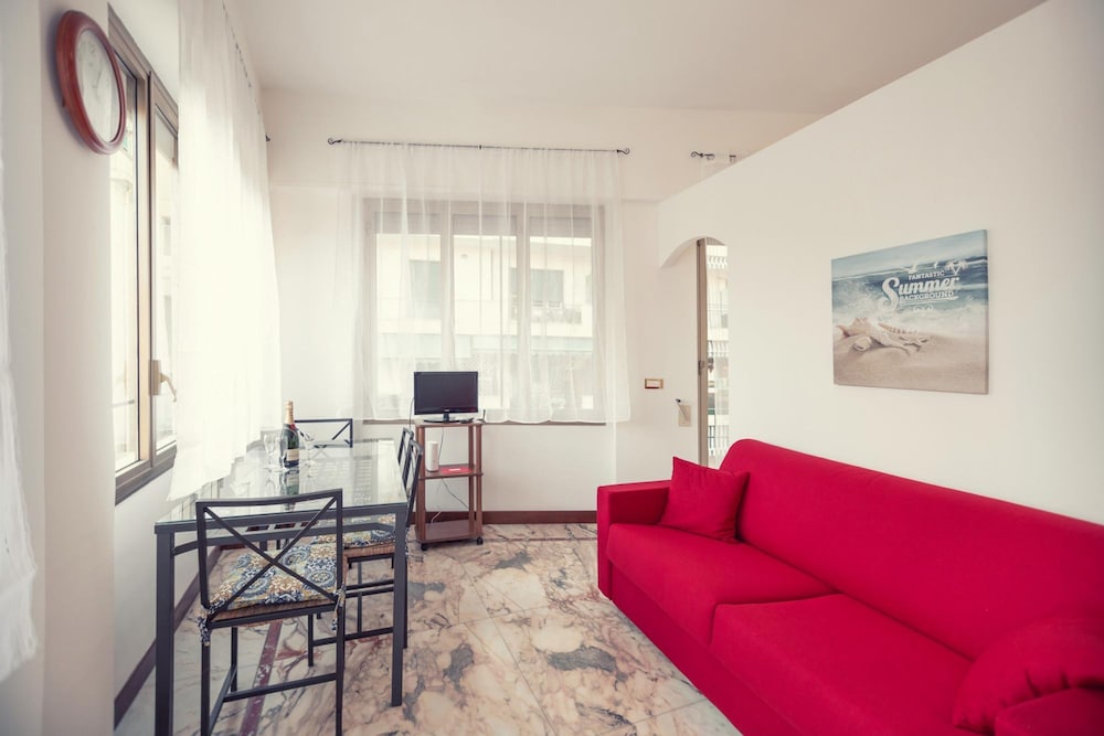 Sanremo Central Nest by Wonderful Italy view 4