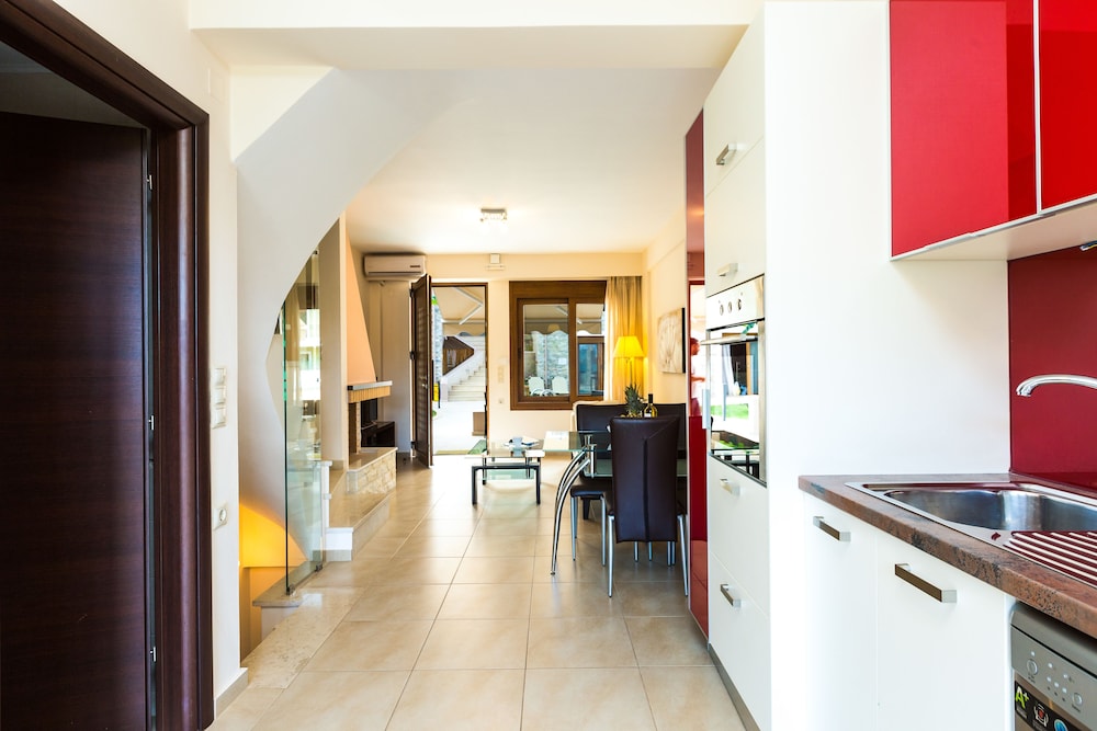 Pantheon Villas & Suites