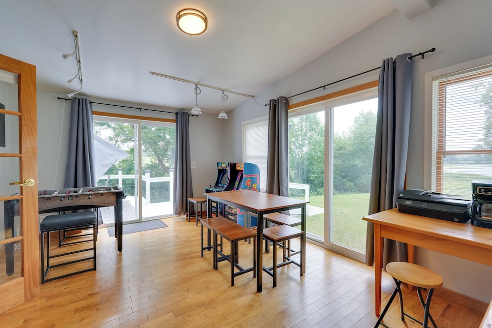 Lakefront Getaway w/ Dock & Yard in Reading!