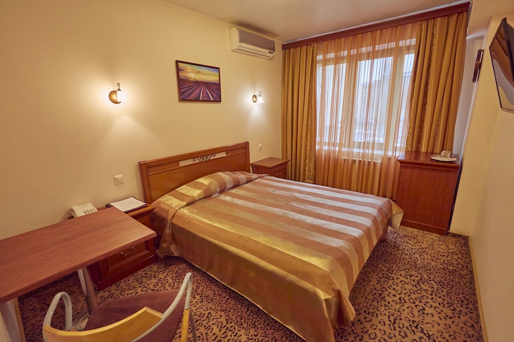 Le Vashoff Hotel