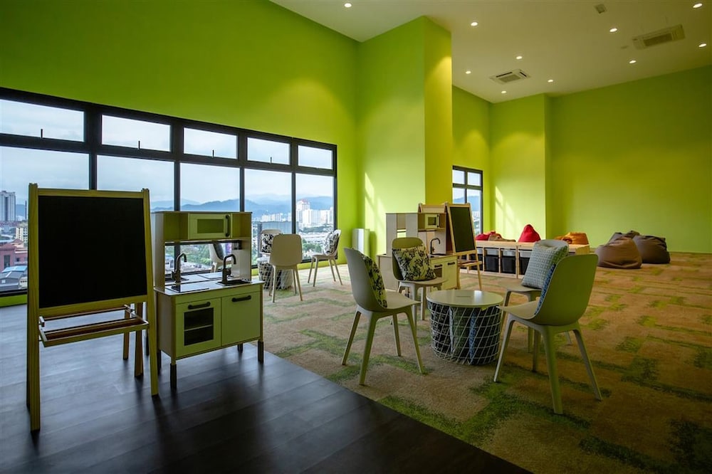 28 Boulevard Residence KLCC Skyview