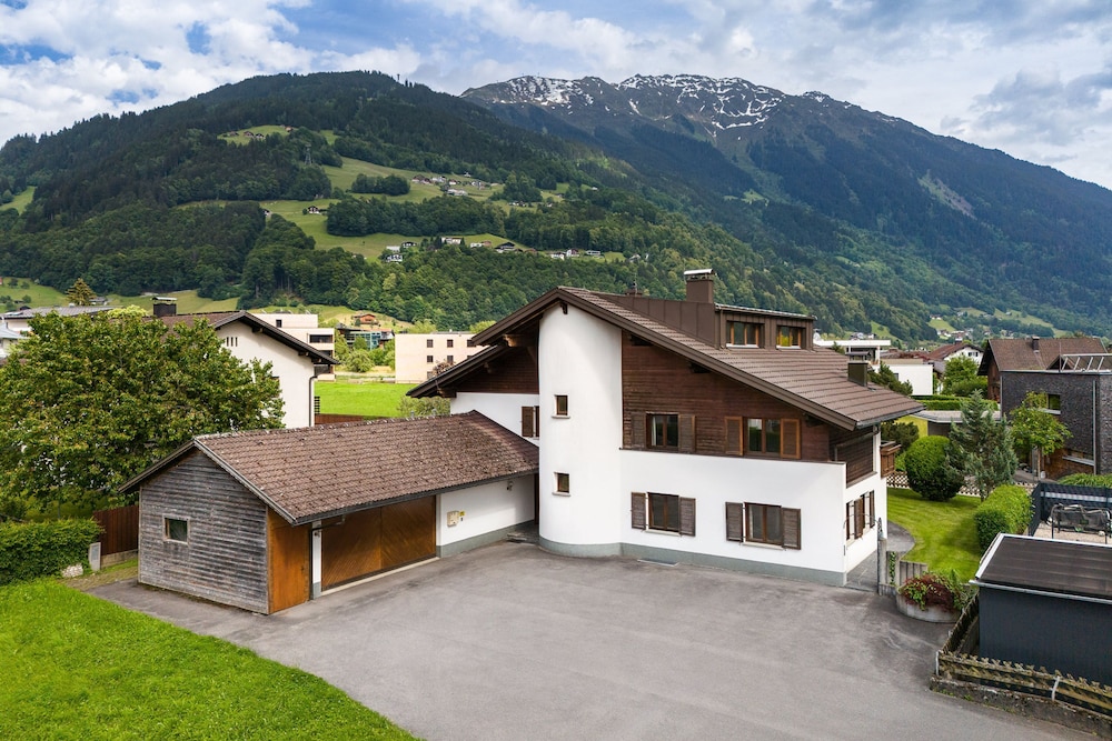 Alpenblick Appartements - 3-zimmer Ave Montis