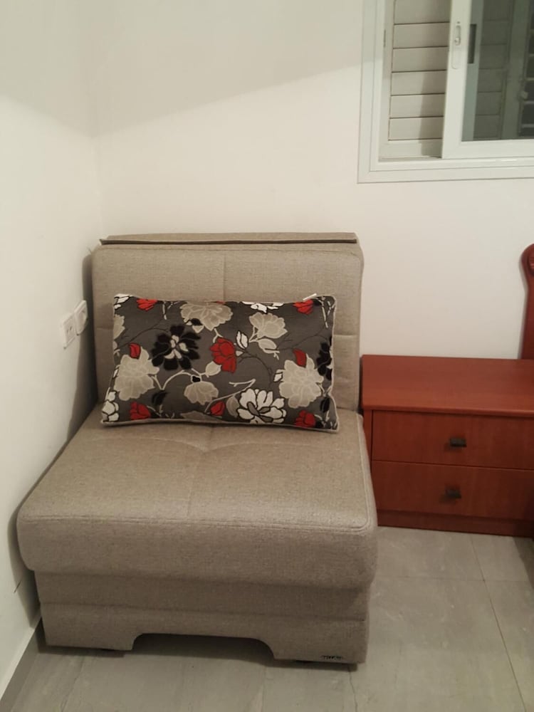 Einav Holiday House