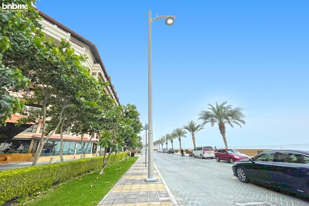 Sea View Super Luxurious Resort at Palm