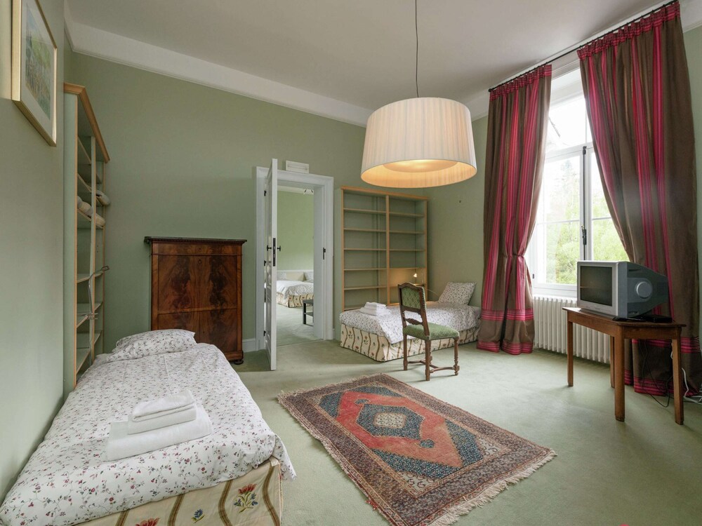 Beautiful Manor House in a Park Near Rochefort view 3