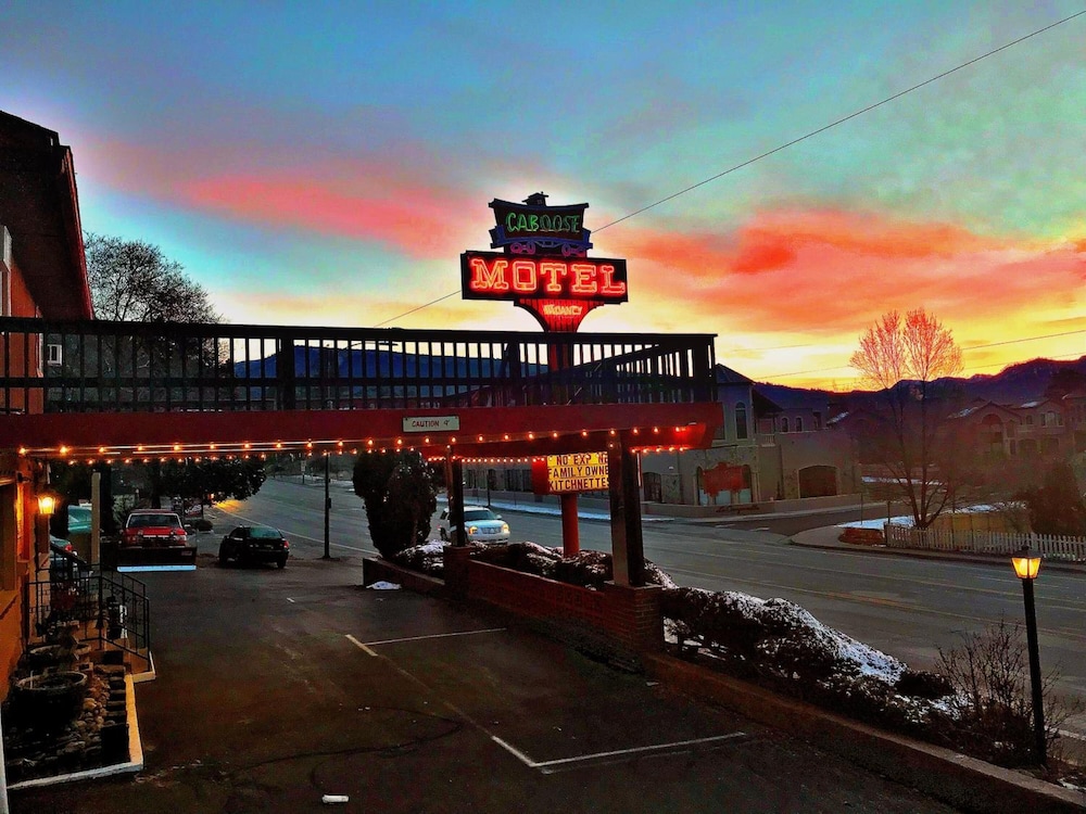 Caboose Motel
