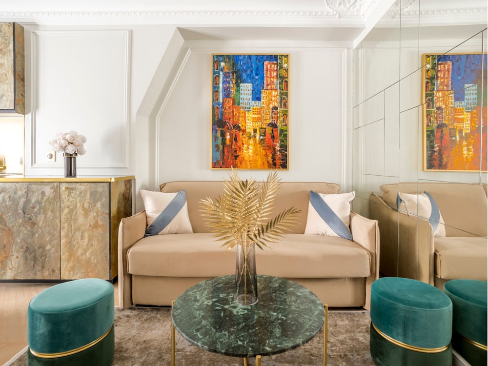 Merveil Luxury Suites - Rougemont I-II-III