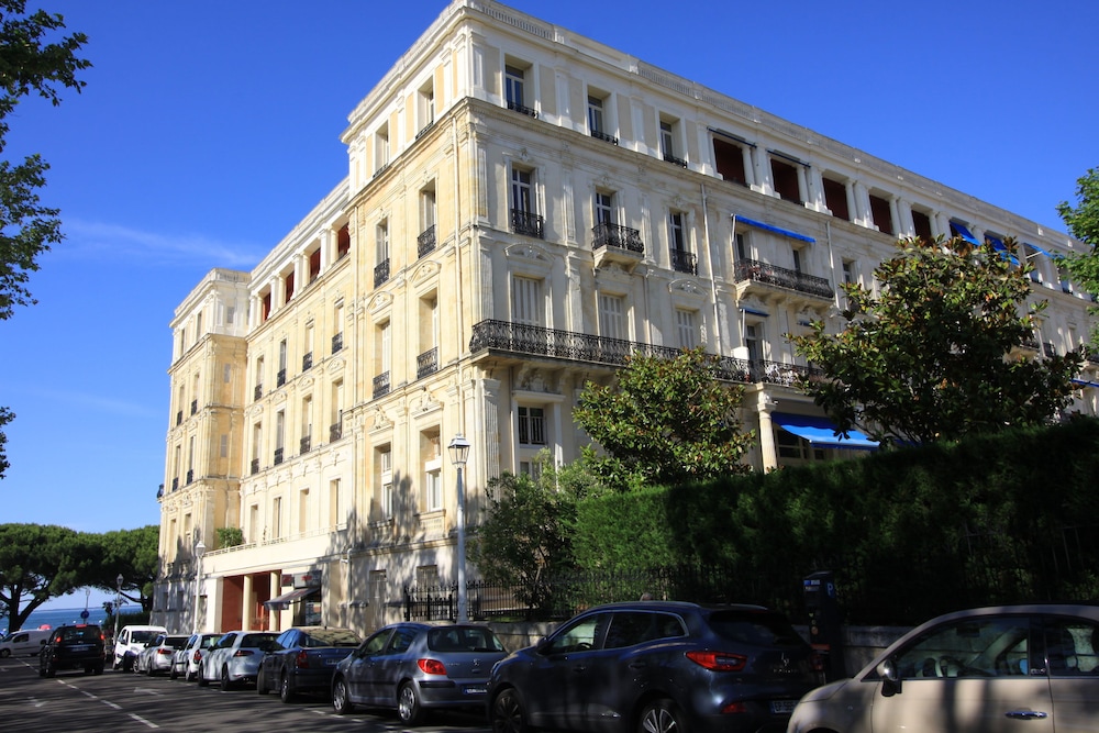 Arcachon Vacations - Arcachon Grand Hotel - Property Image 3