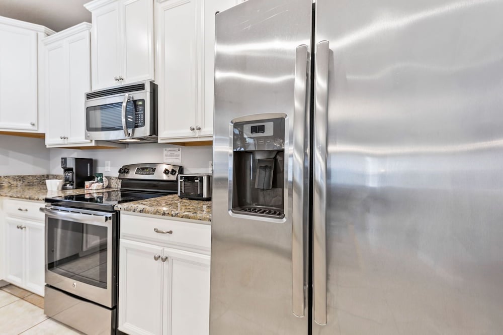 1417 Rolling Fairway Dr