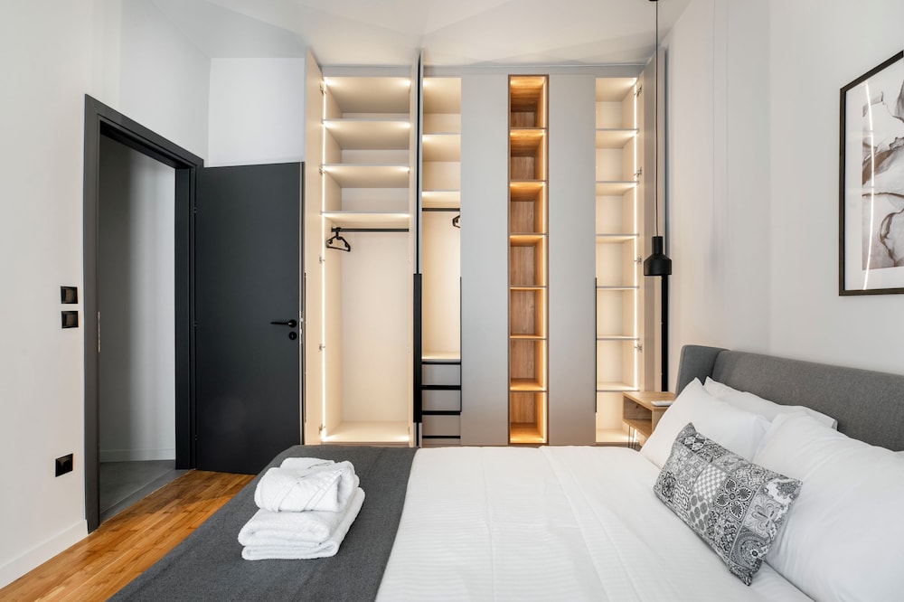 Astoria -Luxury 2-BR Apartment in Athens