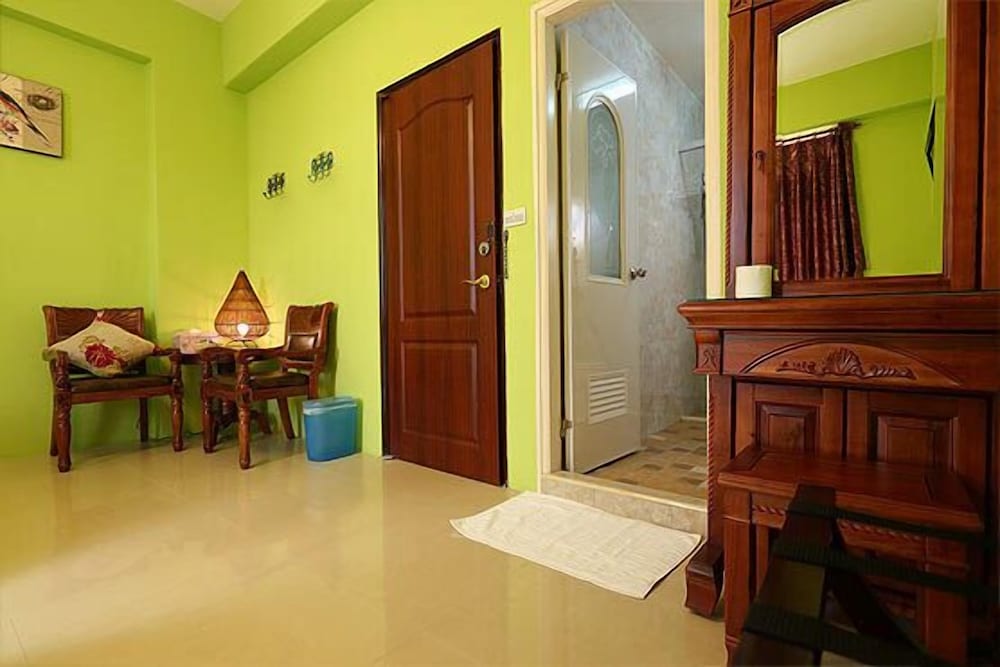 Love Family Hostel