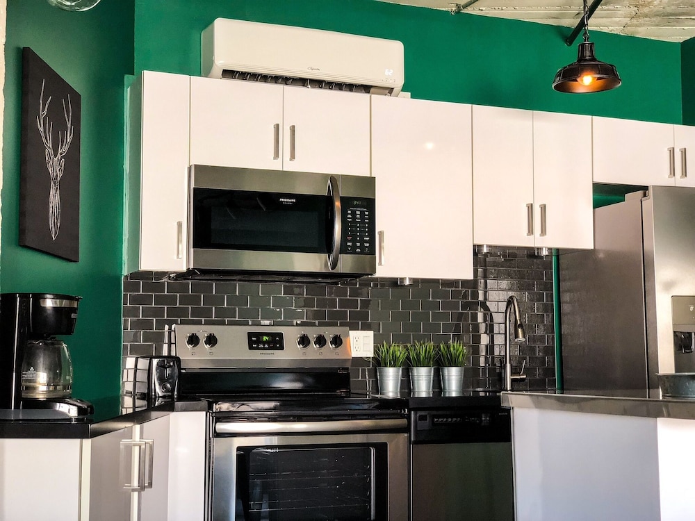 The Cosmo Lofts - Image 4