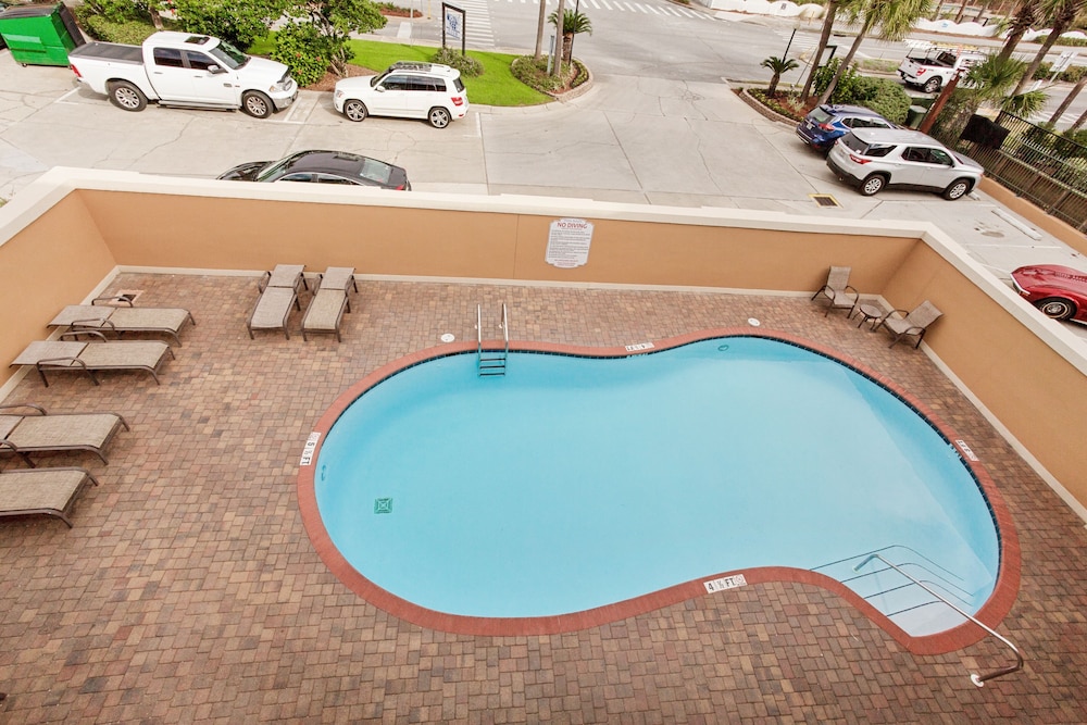 Coral Reef Club 36 3 Bedroom Condo