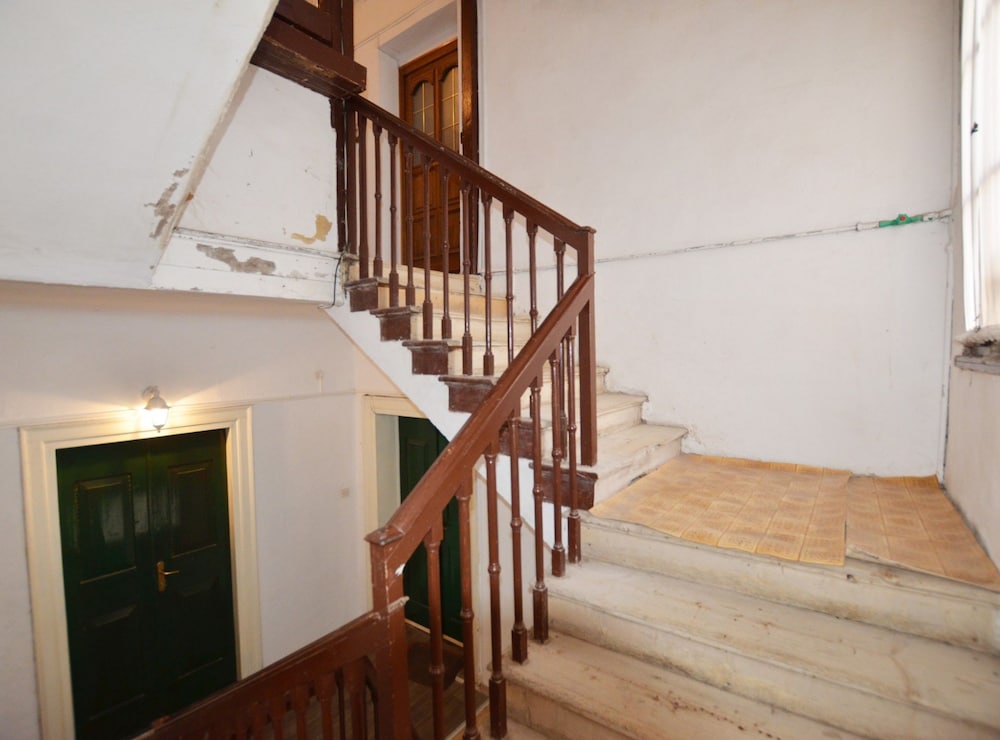Sweet and Winding Centre Lodge