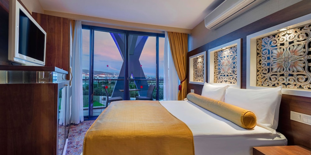 Granada Luxury Resort Okurcalar - All Inclusive
