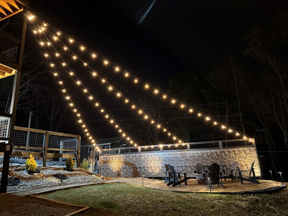 Ebenezer 4 Bedroom Cabin