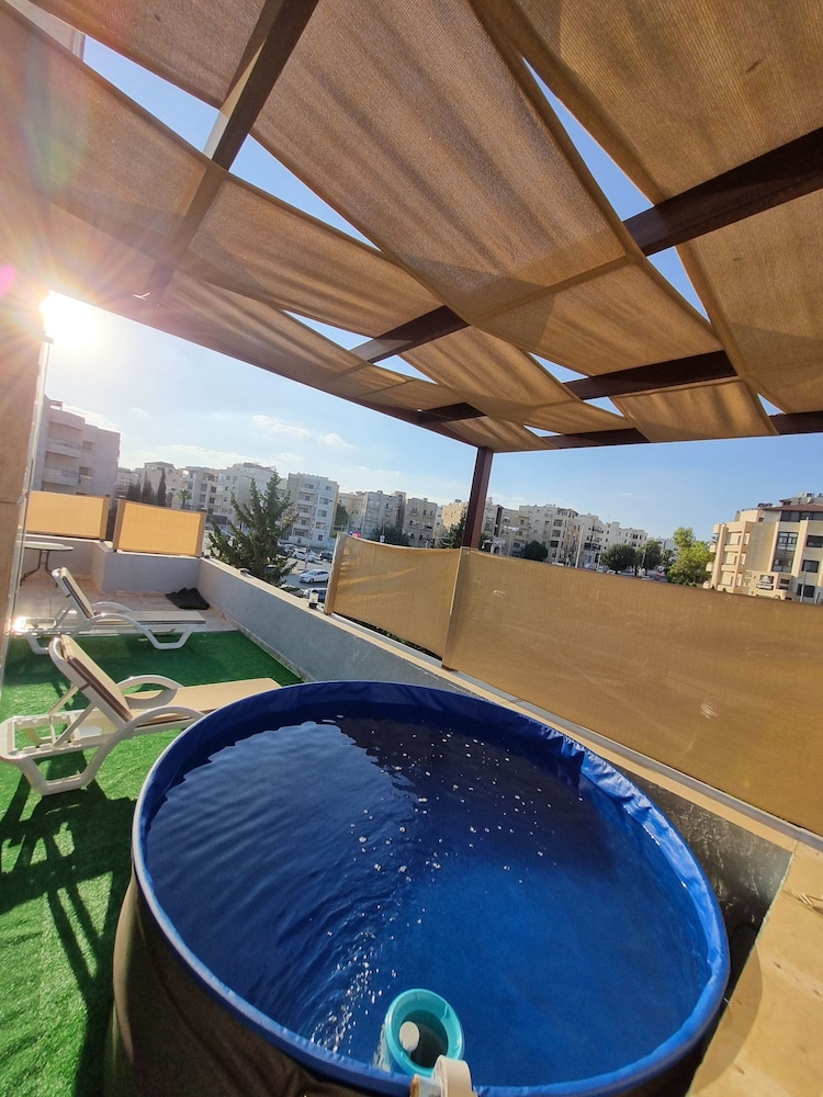 Luxurious Amman Apartment With Private Pool and Modern Amenities