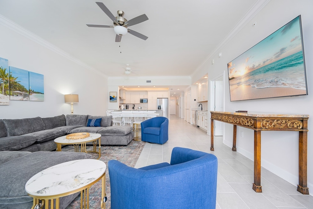 Phoenix Gulf Shores Ii 1203 3 Bedroom Condo