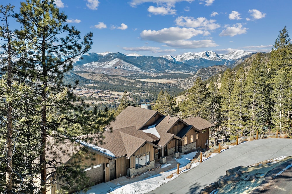 Hearthstone Luxury Vacation Rental At Windcliff 5 Bedroom Home