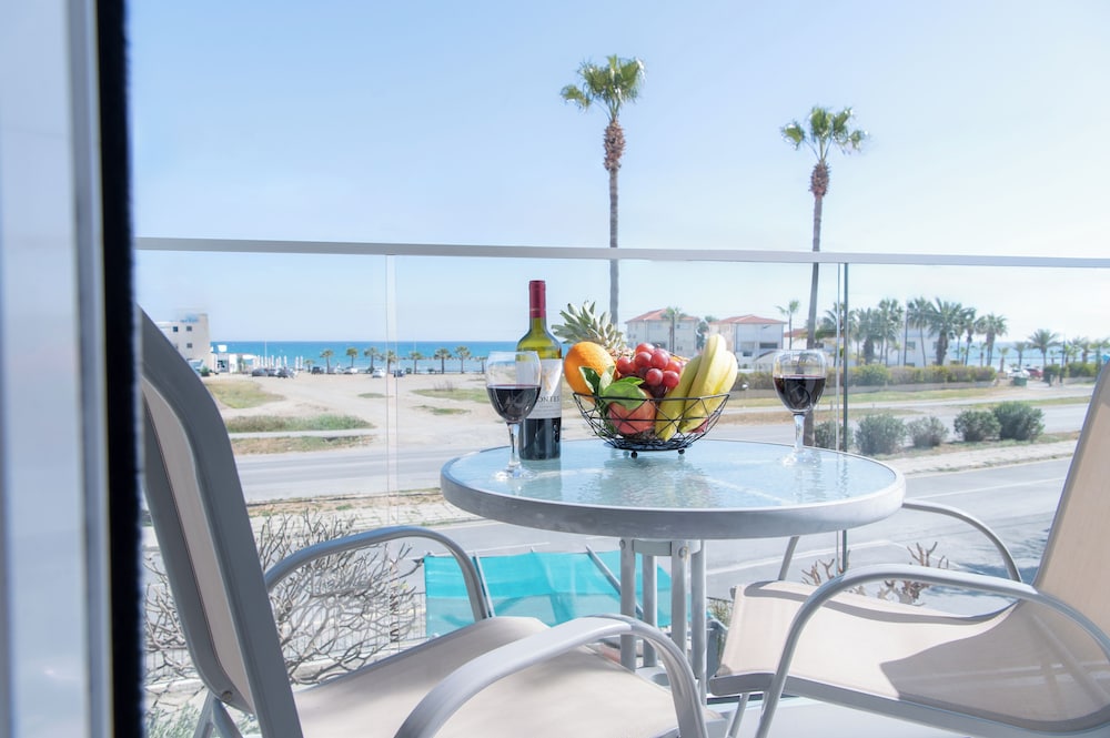 Themis Apartments