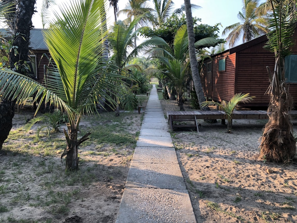 Kwanza Lodge