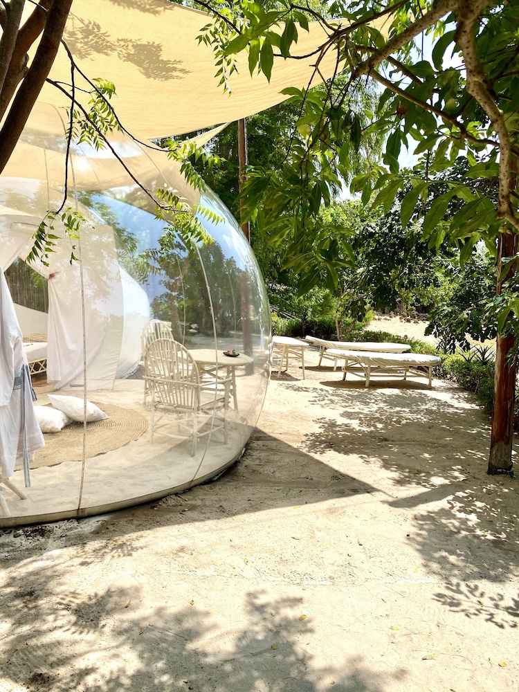 Rock and Sea Resort