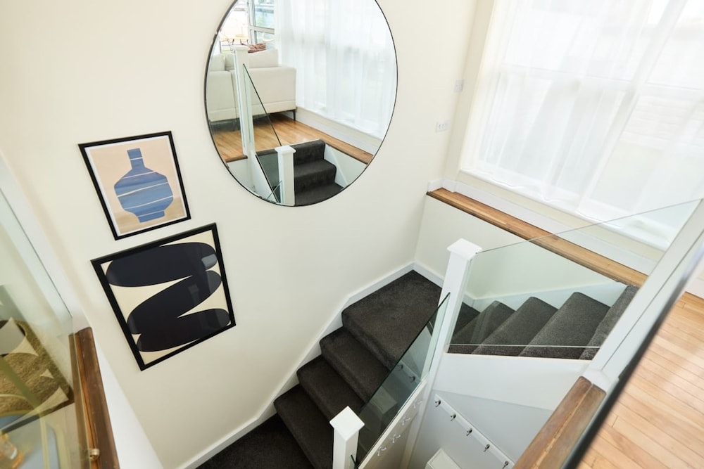 The Brick Lane Arms - Breathtaking 2bdr Penthouse With Balcony
