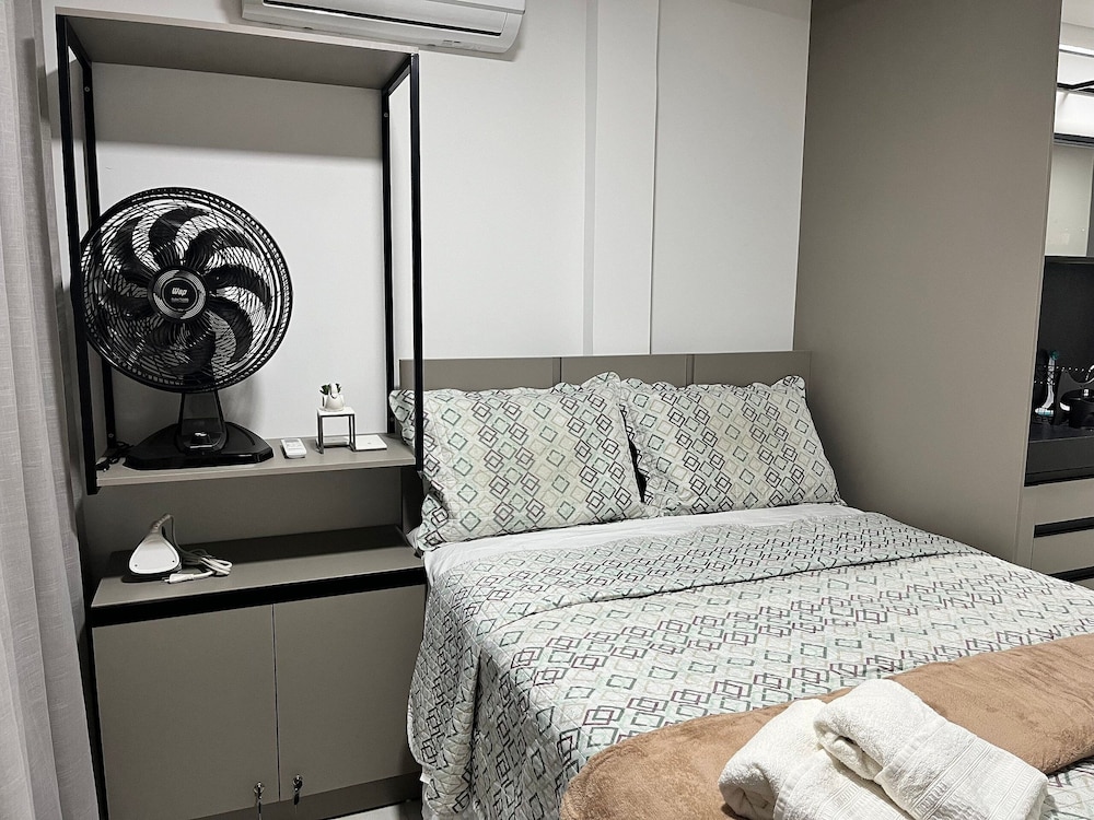 Hyde Park Lofts - by Living