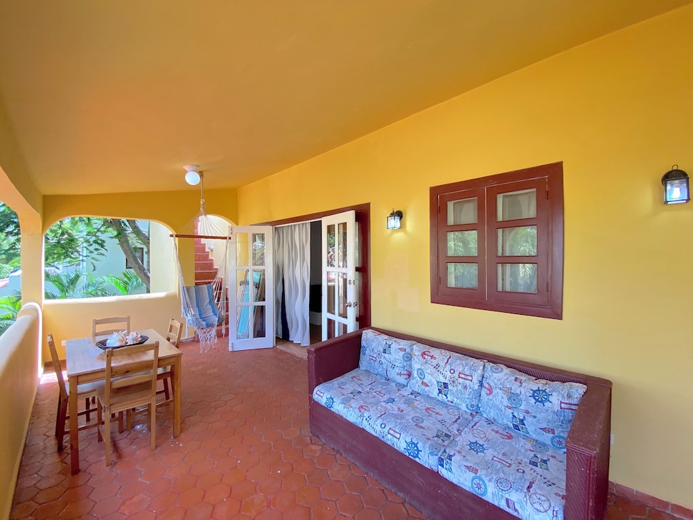 TROPICAL VILLAS playa LOS CORALES